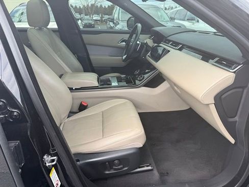 Used 2020 Land Rover Range Rover Velar R-Dynamic S image 24