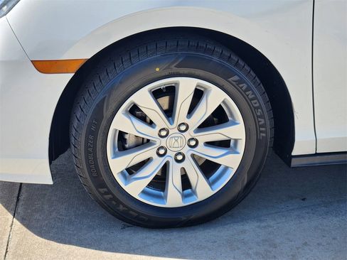 Certified 2019 Honda Odyssey LX image 11
