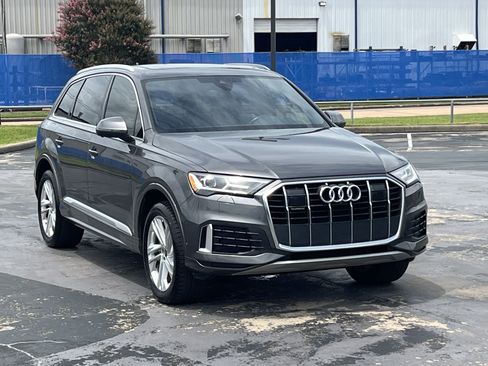 Used 2023 Audi Q7 2.0T Premium w/ Convenience Package AWD/4WD image 3