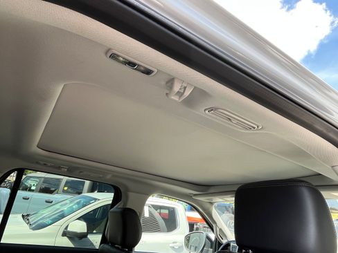 Certified 2025 Ford Expedition Platinum AWD/4WD image 8