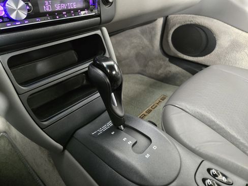 Used 1999 Porsche Boxster image 20