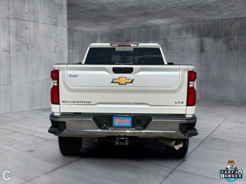 Certified 2022 Chevrolet Silverado 2500 LTZ w/ LTZ Convenience Package AWD/4WD image 6