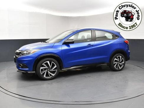 Used 2019 Honda HR-V Sport image 3