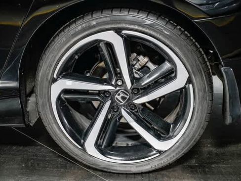 Used 2021 Honda Accord Sport image 10