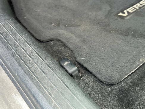 Used 2017 Nissan Versa SV image 22