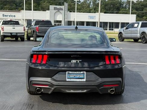 Certified 2025 Ford Mustang GT Premium RWD image 5