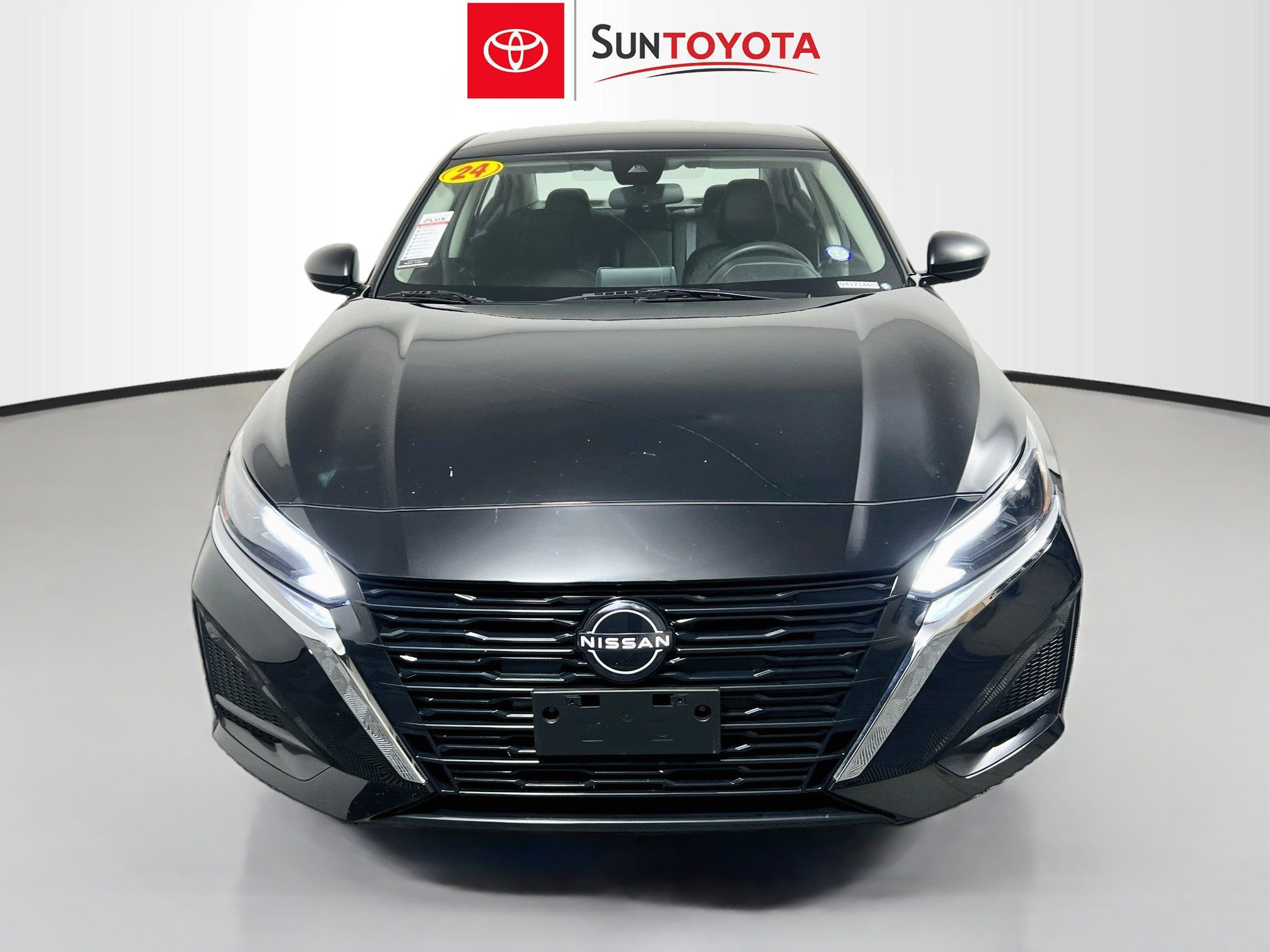 Used 2024 Nissan Altima 2.5 SV FWD image 10