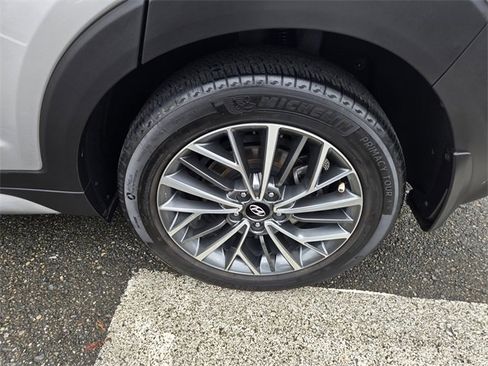 Used 2021 Hyundai Tucson Limited w/ Cargo Package image 12