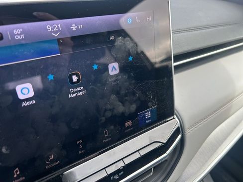 Used 2025 Jeep Compass Limited w/ Elite Group image 17