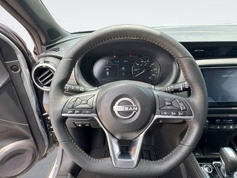 Used 2024 Nissan Kicks SR FWD image 18