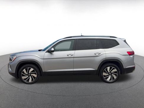 Used 2026 Volkswagen Atlas SE FWD image 7