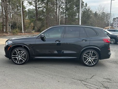 Used 2019 BMW X5 xDrive40i w/ M Sport Package image 3