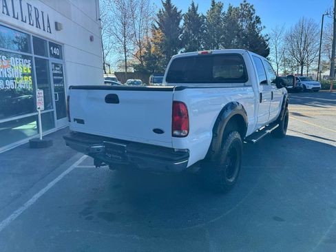 Used 2003 Ford F250 Lariat AWD/4WD image 5