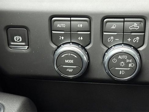 New 2026 GMC Sierra 1500 Denali w/ Denali Reserve Package image 30