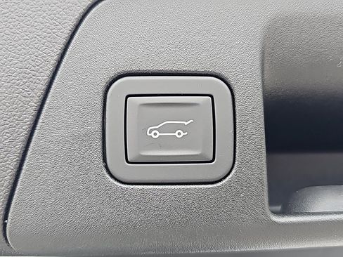 New 2025 Buick Envision Sport Touring image 7