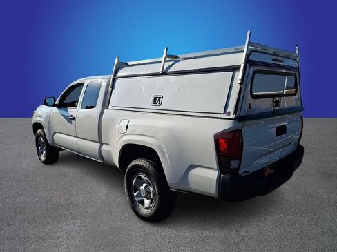 Used 2022 Toyota Tacoma SR RWD image 6
