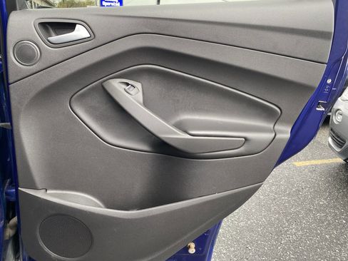 Used 2015 Ford Escape Titanium image 16