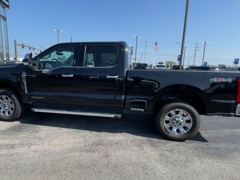 Used 2023 Ford F350 Lariat w/ Chrome Package AWD/4WD image 7