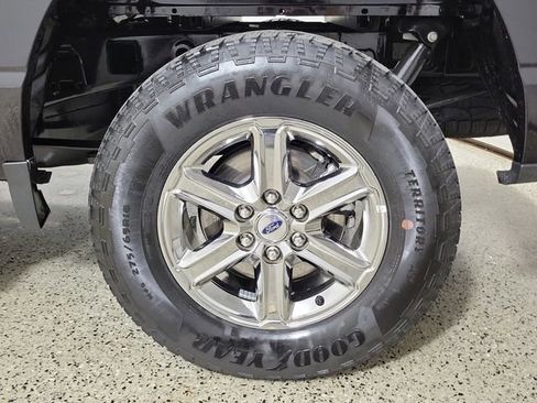 Used 2025 Ford F150 XLT w/ Equipment Group 301A Standard AWD/4WD image 8