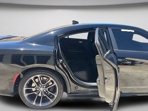 Used 2023 Dodge Charger Scat Pack w/ Plus Group RWD image 25