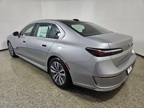 New 2024 BMW i7 eDrive50 image 4