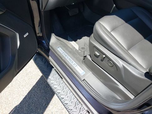 Used 2025 Chevrolet Tahoe Z71 w/ Z71 Off-Road Package AWD/4WD image 11