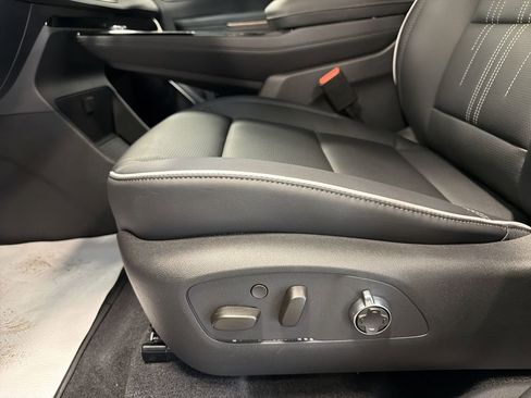 New 2026 Buick Enclave Avenir w/ Super Cruise Package image 15