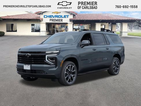 New 2026 Chevrolet Suburban RST w/ Comfort Package AWD/4WD image 1