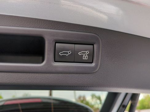 Used 2025 Lexus RX 350h image 31