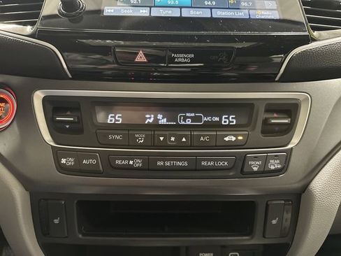 Certified 2022 Honda Pilot Special Edition image 37