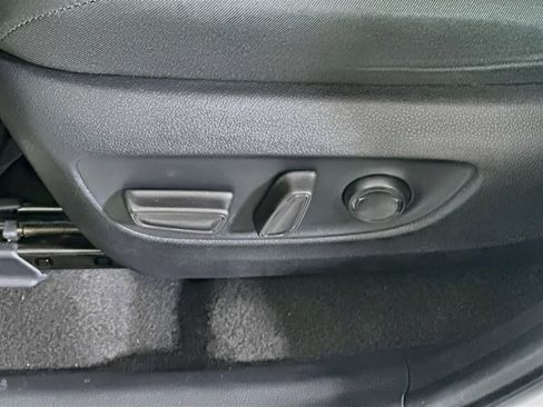 Used 2023 Toyota RAV4 XLE w/ Convenience Package FWD image 13