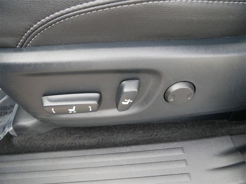 Certified 2024 Toyota 4Runner SR5 Premium image 14