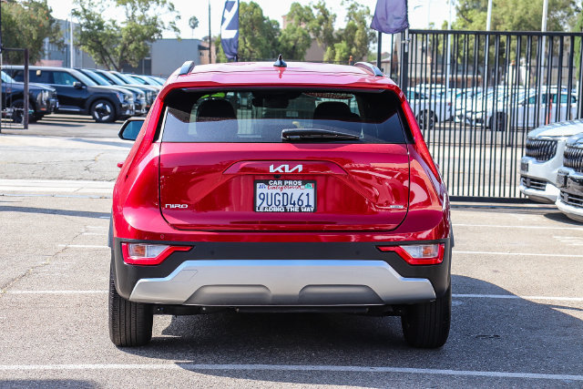 Certified 2025 Kia Niro EX FWD image 8