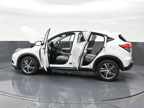 Used 2021 Honda HR-V EX image 31