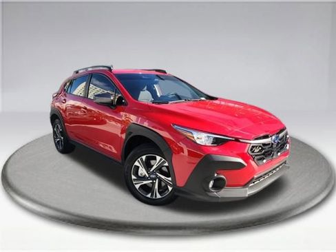 Used 2025 Subaru Crosstrek 2.0i Premium image 3
