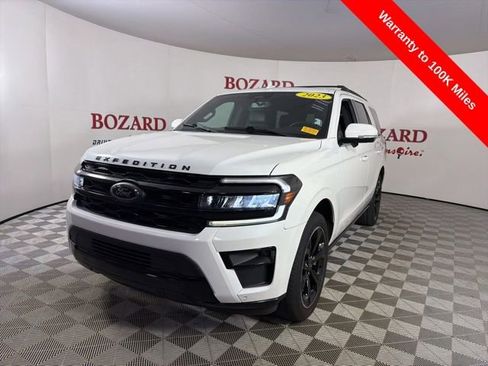 Certified 2023 Ford Expedition Limited RWD image 3