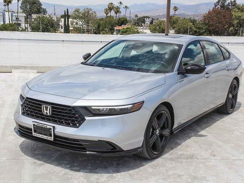Used 2026 Honda Accord Sport image 3