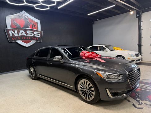 Used 2018 Genesis G90 3.3T Premium RWD image 9
