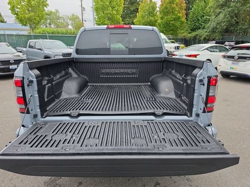 New 2026 Nissan Frontier SV AWD/4WD image 18