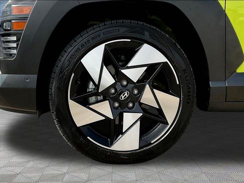 Certified 2024 Hyundai Kona Limited AWD/4WD image 33