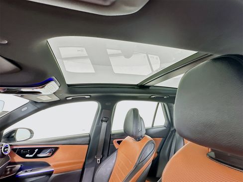 New 2026 Mercedes-Benz GLC 43 AMG 4MATIC image 24