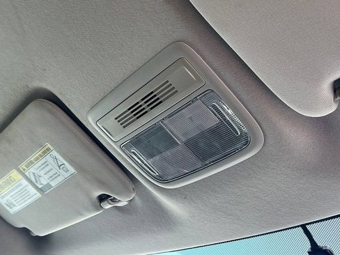 Used 2016 Honda HR-V LX image 27