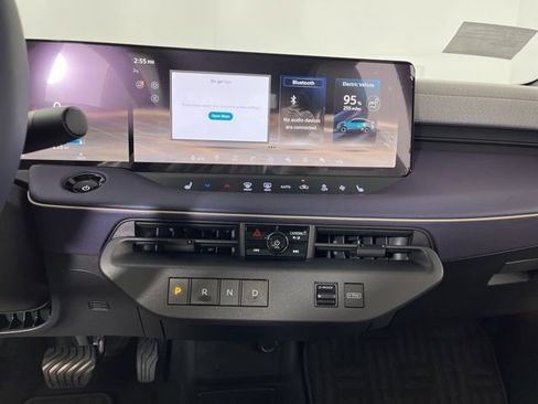 New 2026 Nissan Leaf Platinum+ w/ Cargo Package (Platinum+) image 24