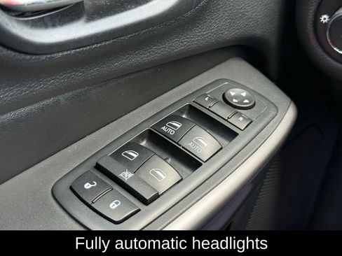 Used 2019 Jeep Cherokee Limited AWD/4WD image 22