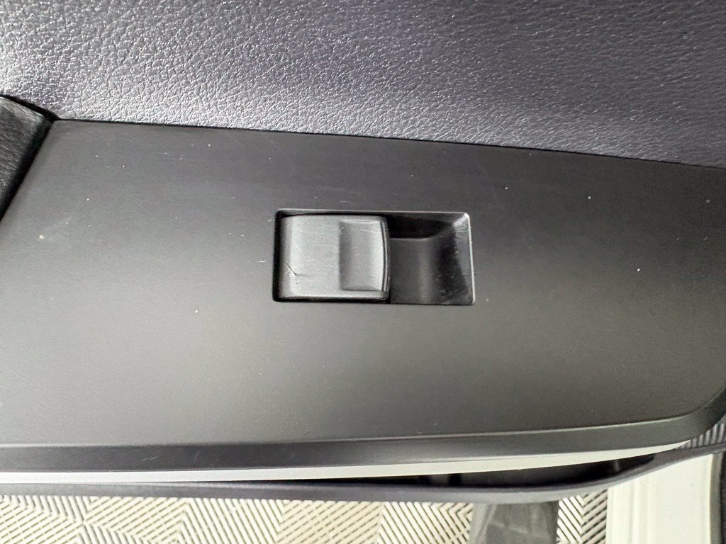 Used 2020 Toyota Tundra SR5 w/ SR5 Leather Package AWD/4WD image 43