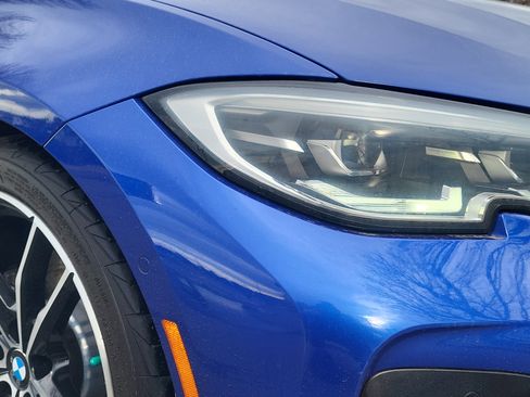 Used 2021 BMW 330i Sedan w/ M Sport Package image 5