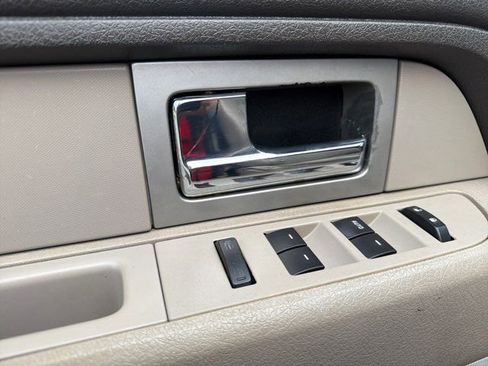 Used 2010 Ford F150 XL RWD image 14