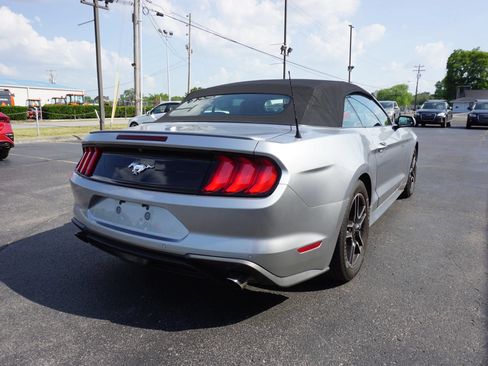 Used 2020 Ford Mustang Premium RWD image 5