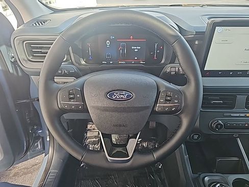 New 2025 Ford Maverick XLT w/ XLT Luxury Package AWD/4WD image 14