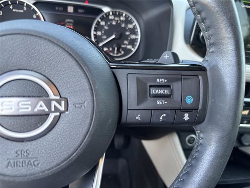 Used 2023 Nissan Rogue SL w/ SL Premium Package FWD image 22